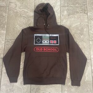 NINTENDO OLD SCHOOL PULLOVER HOODY‎ BROWN COLOR SZ S